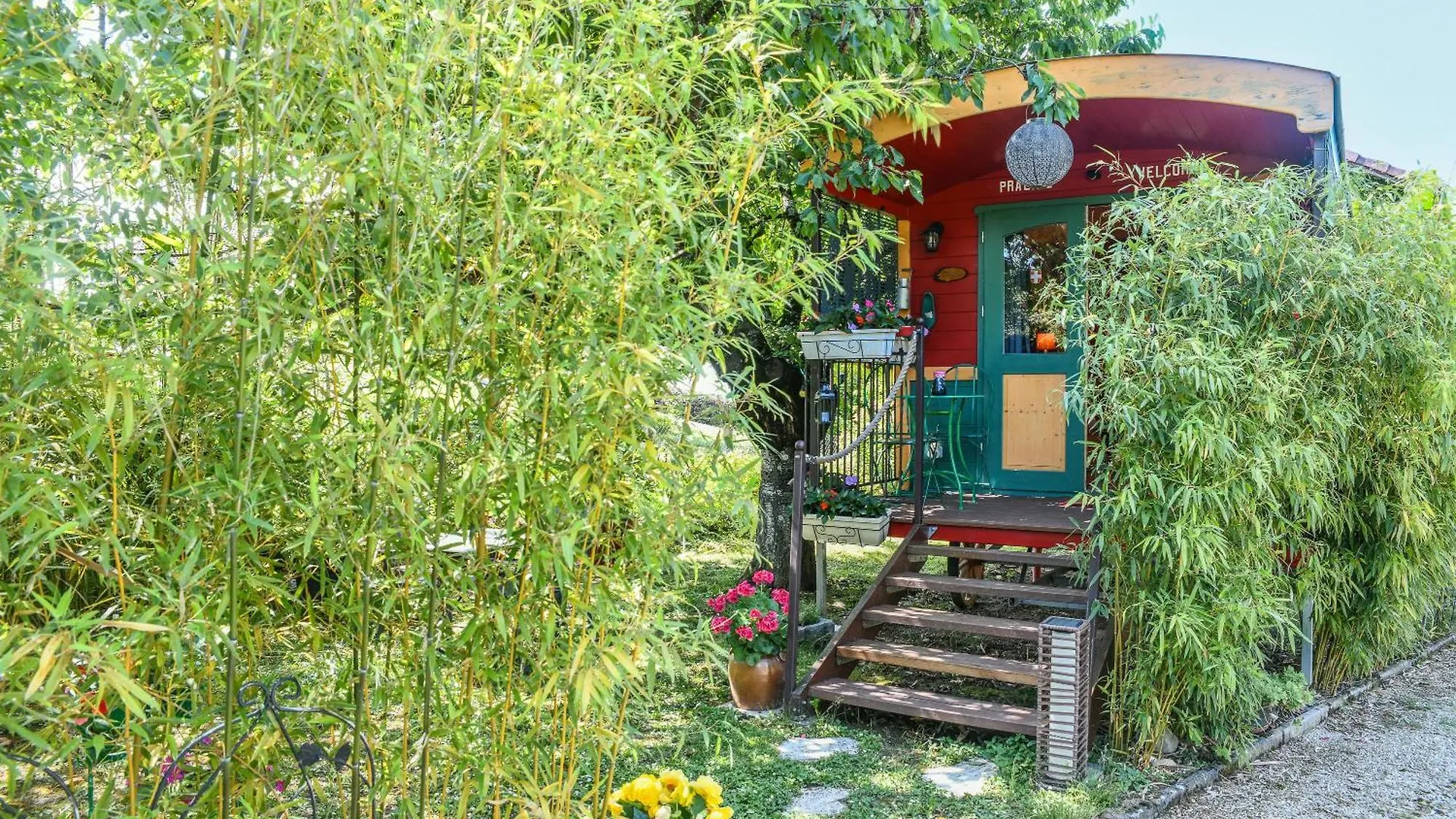 Roulotte De Boheme - Praline Hotel Saint-Genix-sur-Guiers Camping